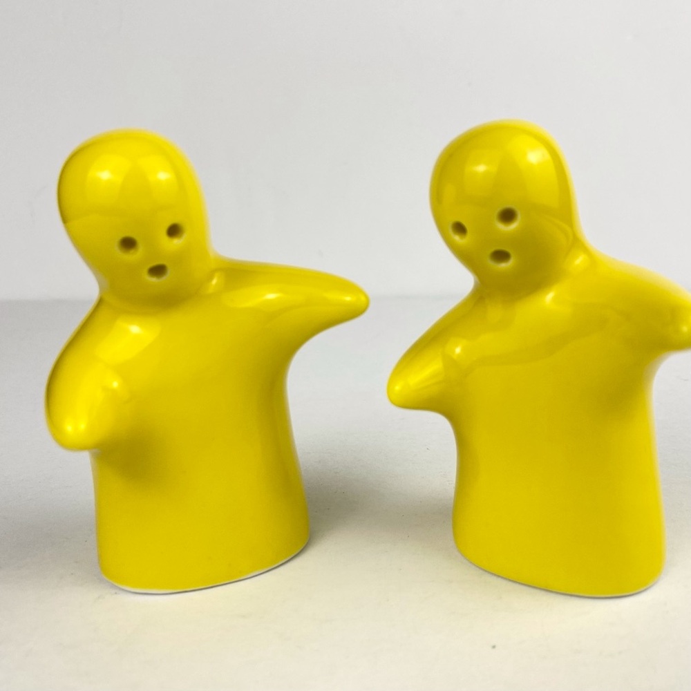 Hugging Ghosts Ceramic Salt and Pepper Shakers Yellow Set of 2